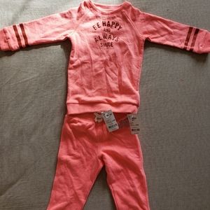 Size: 24M Brand New (With Tags) Oshkosh Sweatshirt and Sweatpant Set